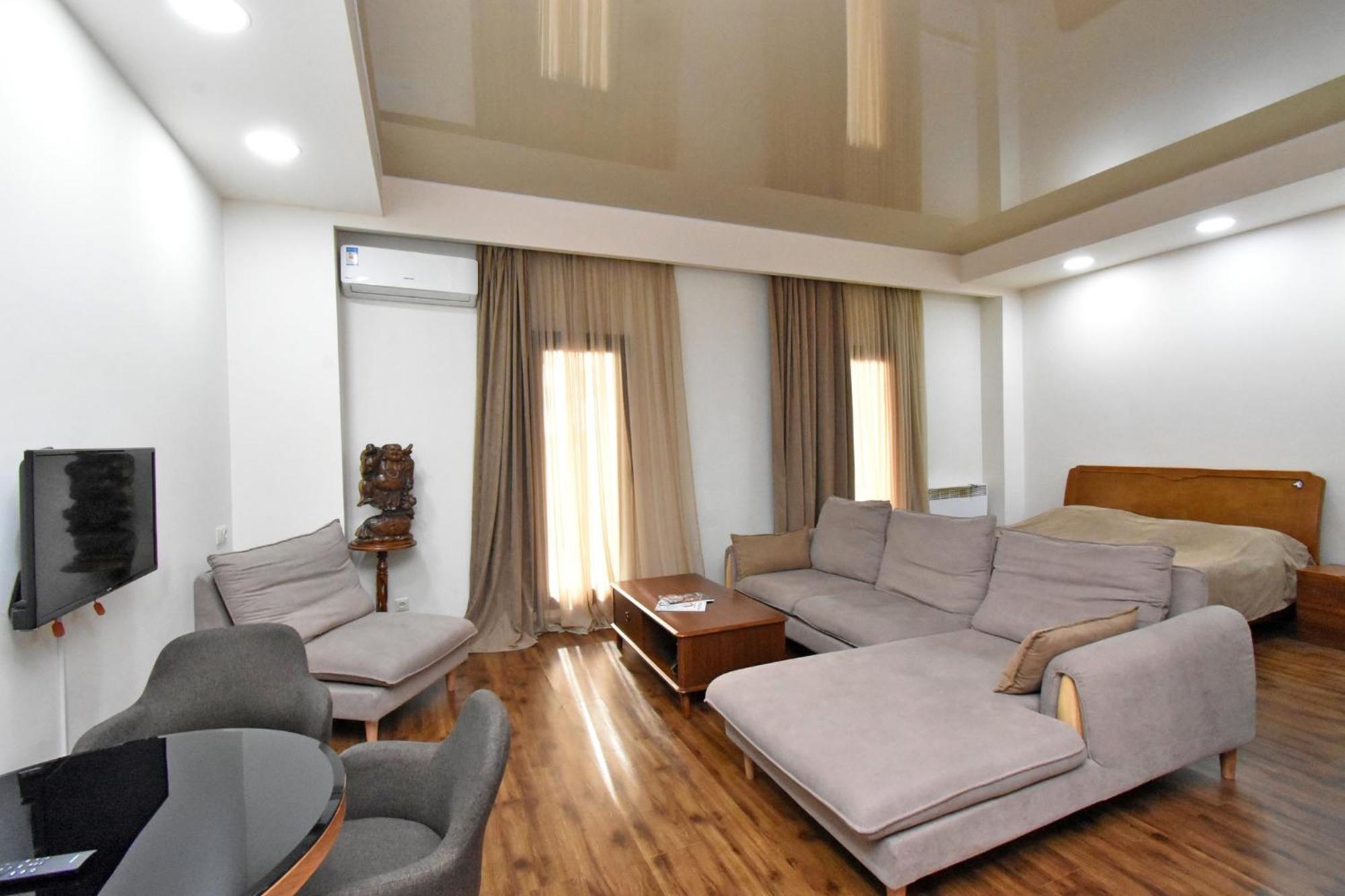 Yars Apartments Yerevan Exterior photo
