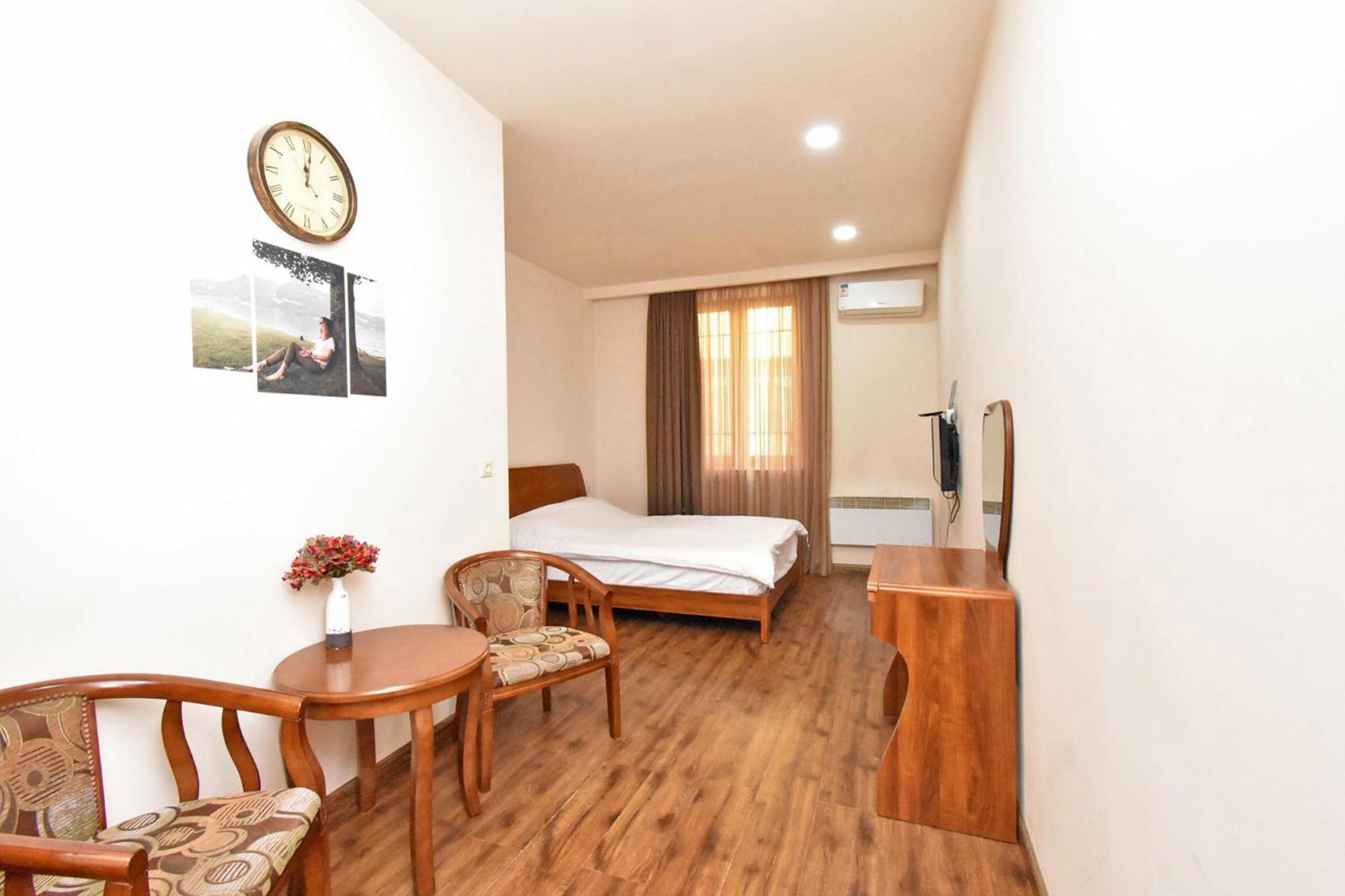 Yars Apartments Yerevan Exterior photo